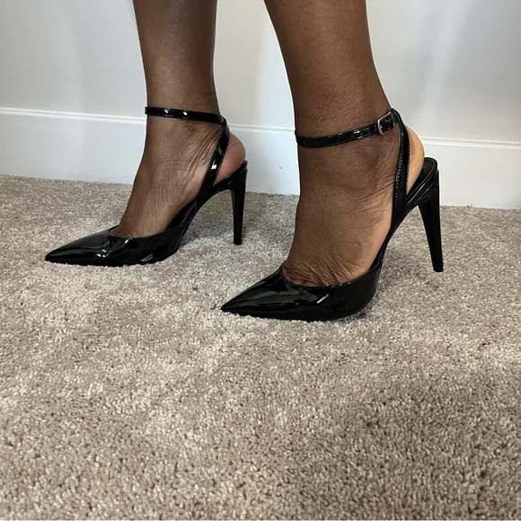 Steve Madden Black Patent Pointed Toe Heels - Picture 9 of 11
